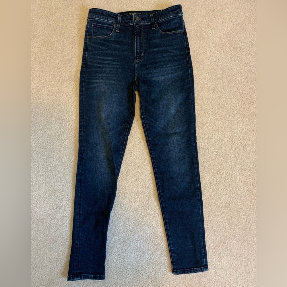 Abercrombie & Fitch Simone Super High Rise Skinny Jeans in Dark Wash